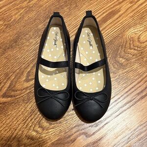 Cat & Jack Black Kids Dress Shoes with Bow